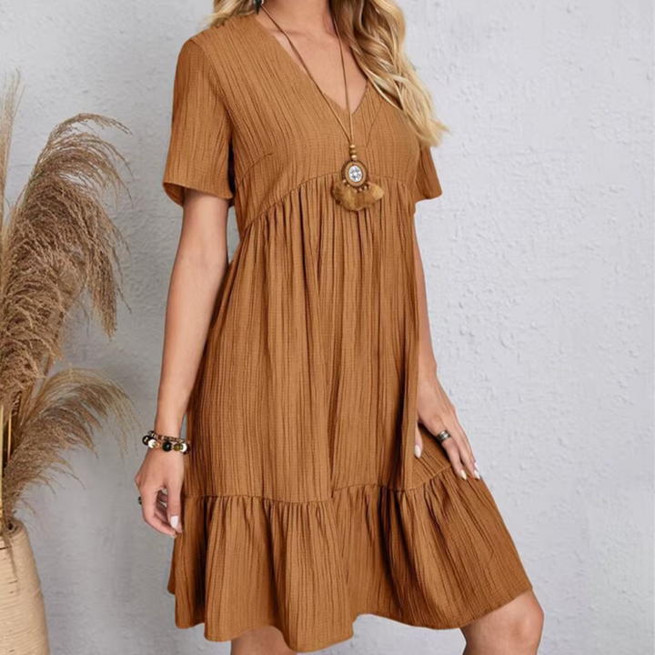 Élodie – Flowing & Flattering Dress with Pleated Texture
