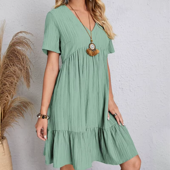Élodie – Flowing & Flattering Dress with Pleated Texture