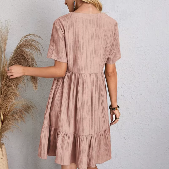 Élodie – Flowing & Flattering Dress with Pleated Texture