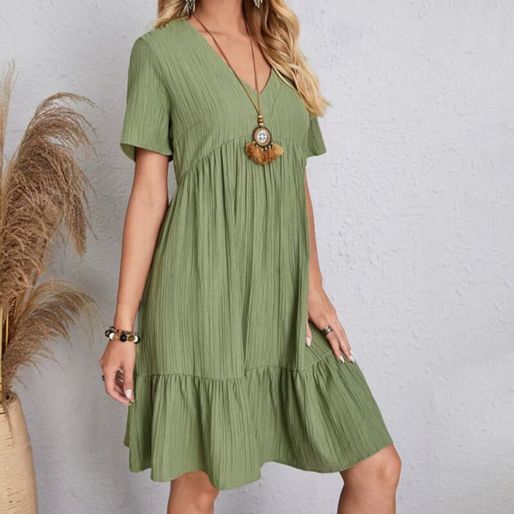 Élodie – Flowing & Flattering Dress with Pleated Texture