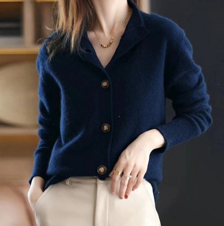 Zora - Elegant Cardigan