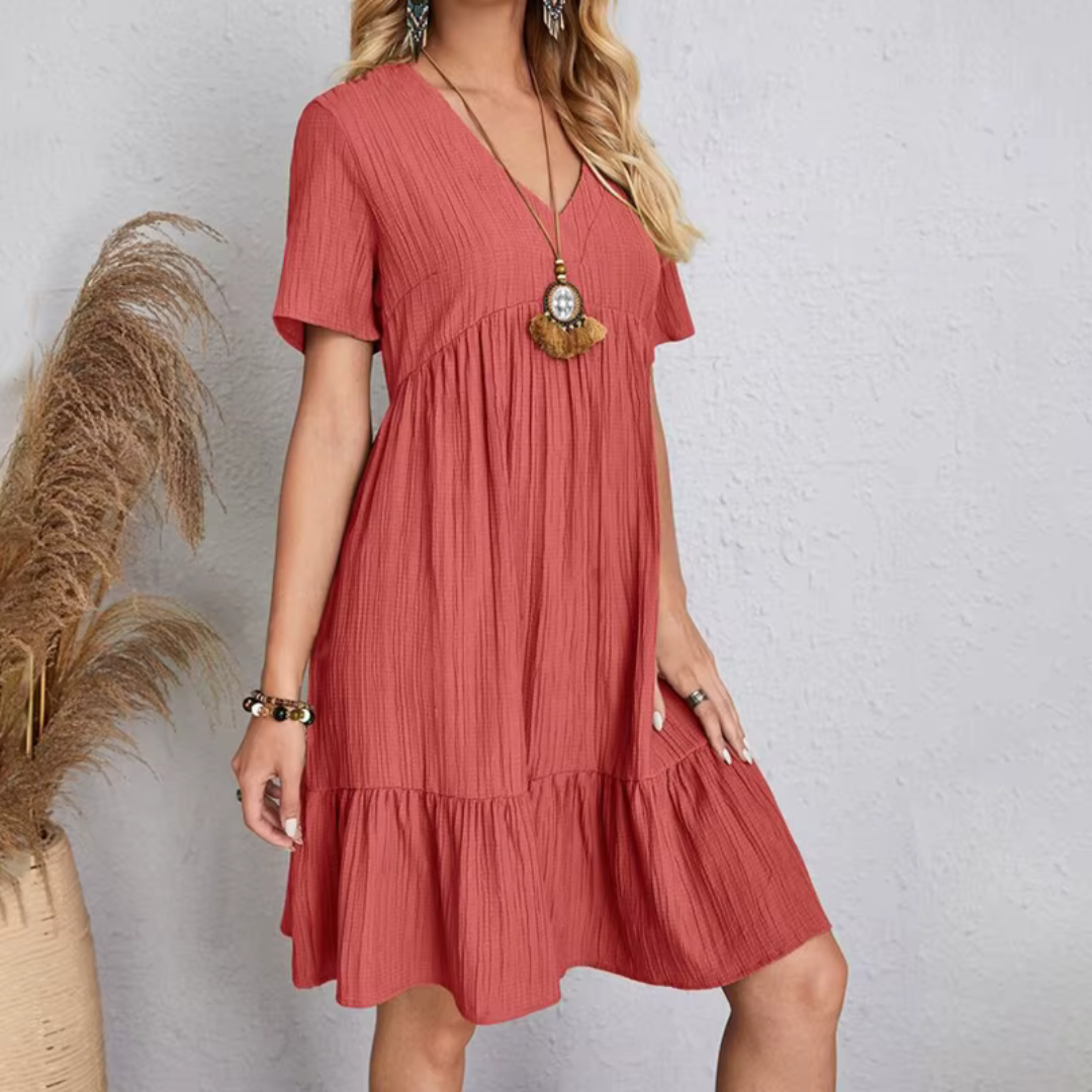 Élodie – Flowing & Flattering Dress with Pleated Texture