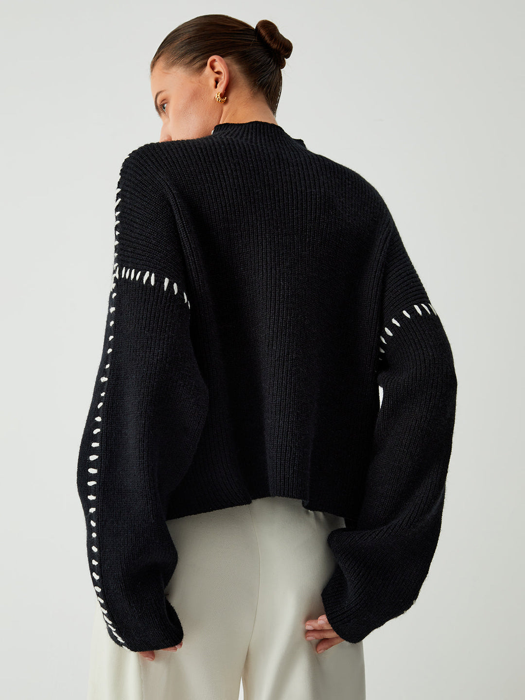 Kimmy™ - Pullover with Contrast Stitching