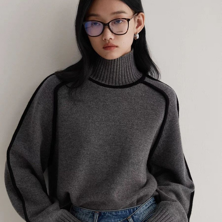 Emilie | Soft turtleneck sweater in cashmere