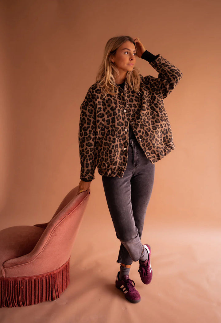 Ariel | Chic Leopard Jacket