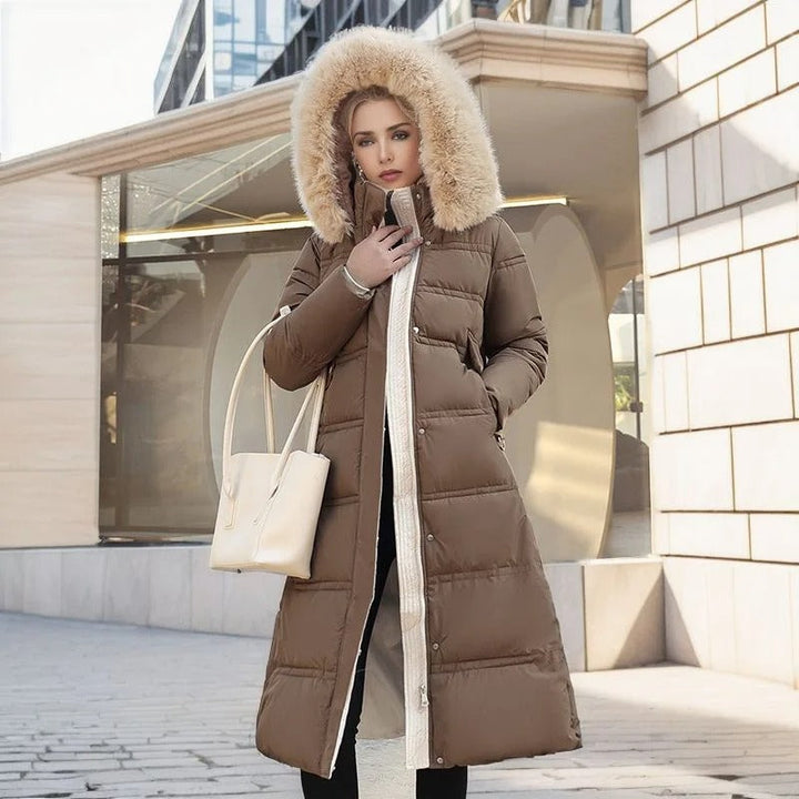 Lily | Luxurious winter parka with fur hood