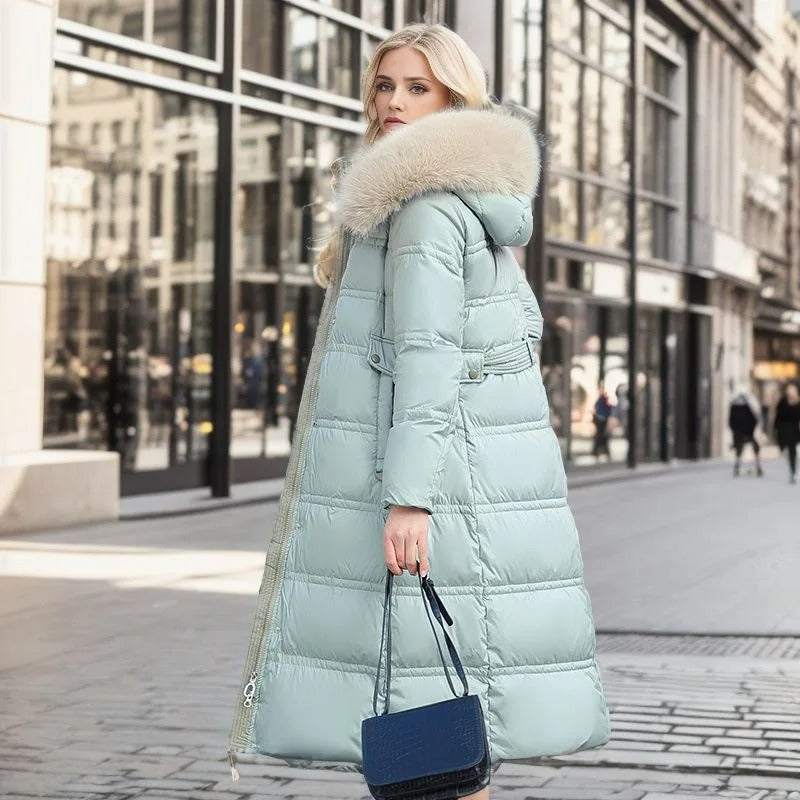 Lily | Luxurious winter parka with fur hood