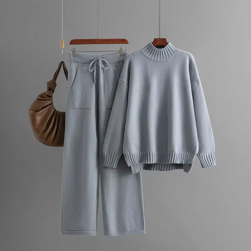 Ava™ - Stylish Set of Long-Sleeve Sweater and Straight Pants