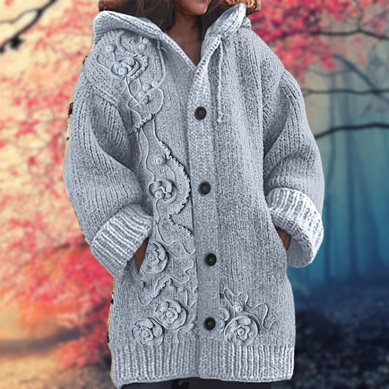 Annelie™ | Warmer women's sweater with buttons and hood.