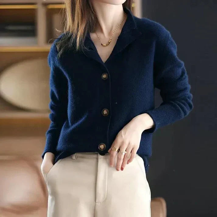 Elly | Classic button cardigan