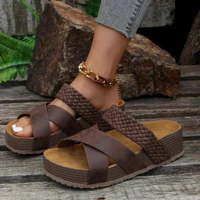 AIRA™ | ORTHOPEDIC SANDAL