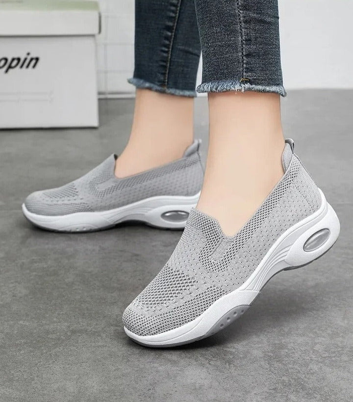 Paola™ - Breathable knitted orthopedic sneakers