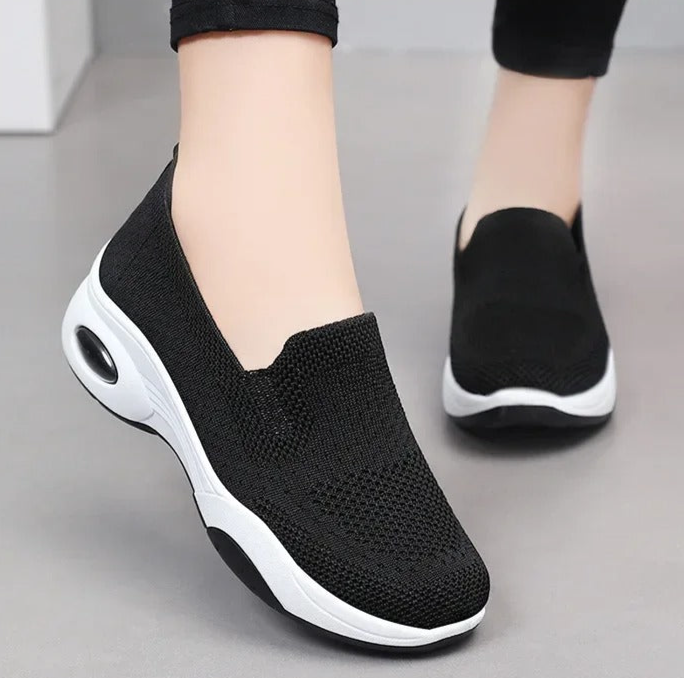 Paola™ - Breathable knitted orthopedic sneakers