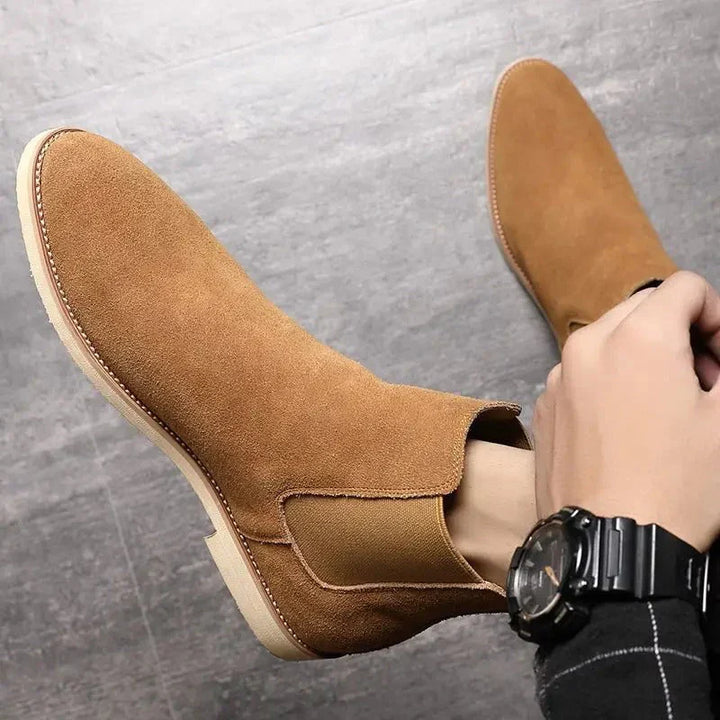 Armendo | Chelsea Boots in Soft Suede Leather